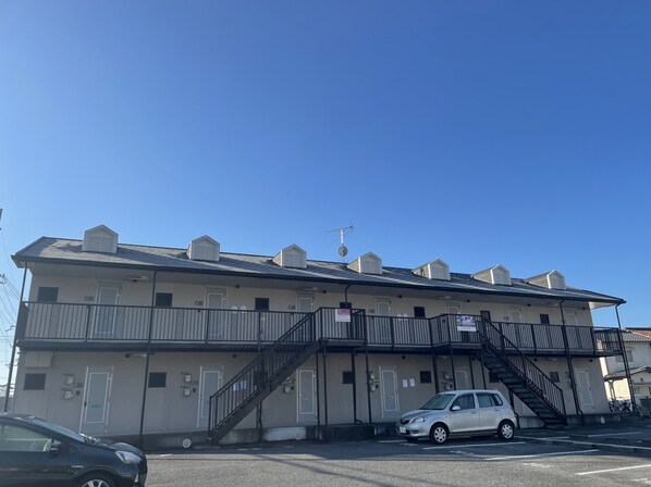 メゾンドールの物件外観写真